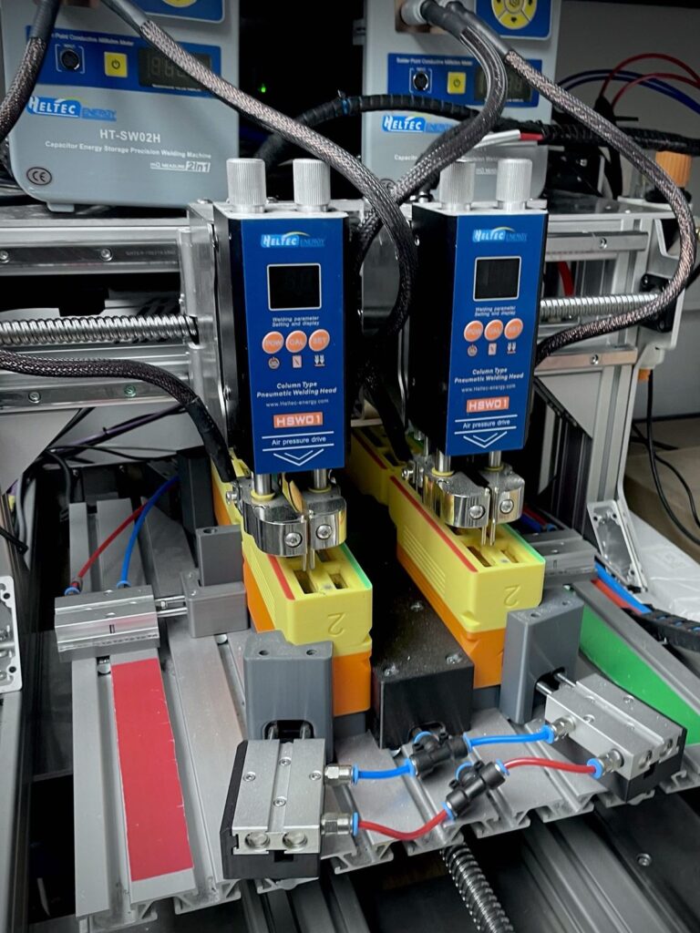 Zgrzewarka kondensatorowa Heltec HT-SW02H — podwojne glowice pneumatyczne